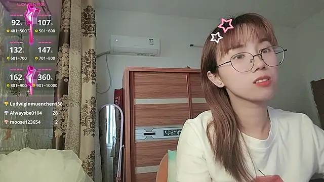 Lili_666 live XXX chat