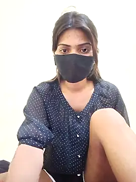 Lovely--girl Webcam show