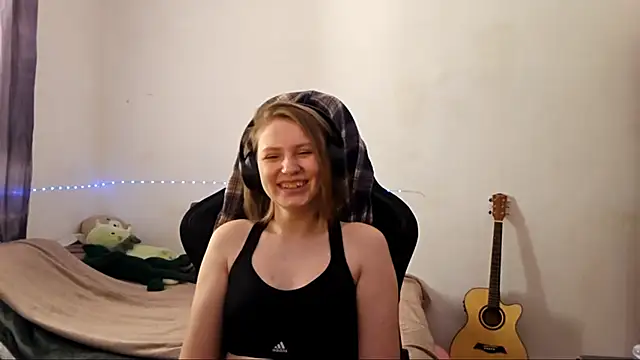 Chat +18 de WesleyFrohling ao vivo