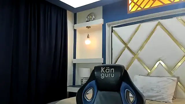 allison_mc Live XXX Chat