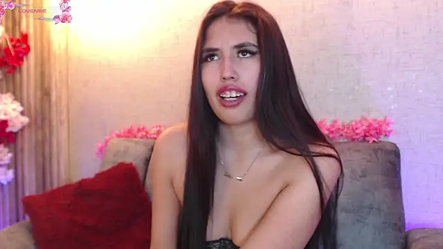 แชท XXX สดของ Valk_submissive