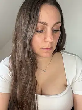 Živý XXX chat Loella-Rose