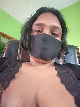 Aruna-1: онлайн-секс-чат