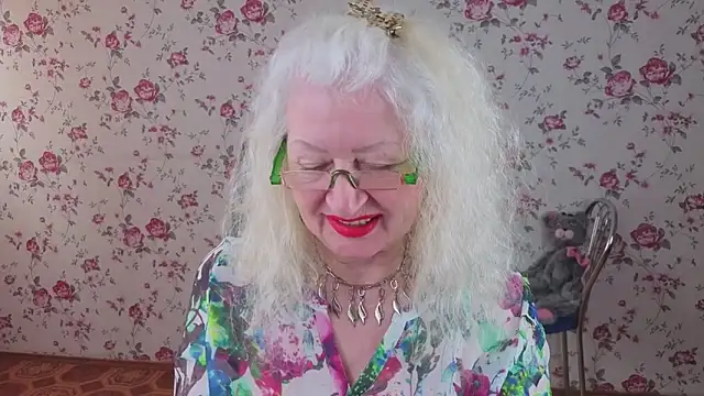 Maya_Mayflower: απευθείας συνομιλ ία ΧΧΧ