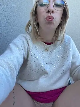 Chat XXX en directo de Giuliana_baby