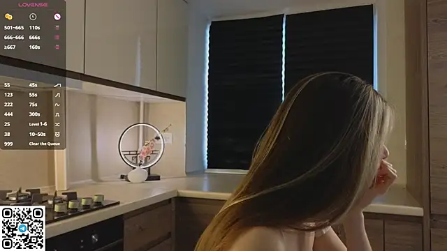 Chat XXX ao vivo de Quinavelle