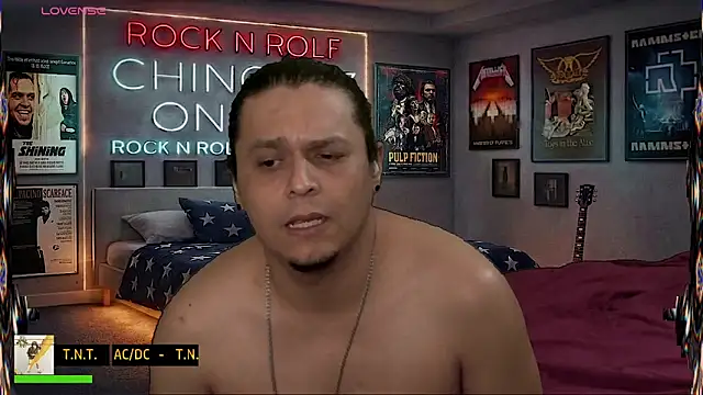 Webkamerová show chino_roz