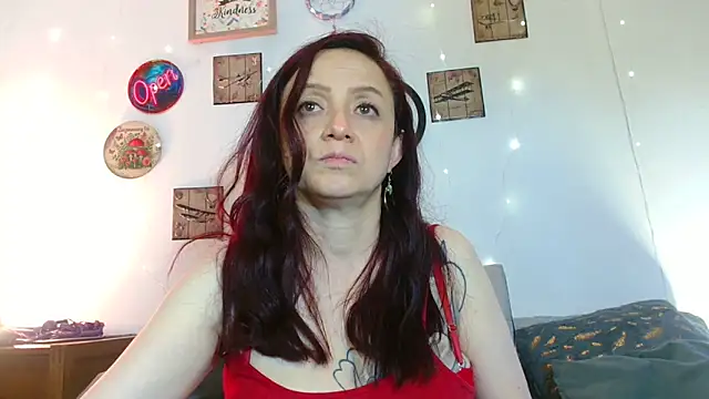 Catamilf77's Live XXX Chat