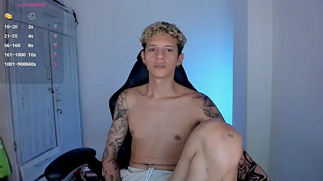 tylernova Live XXX-Chat