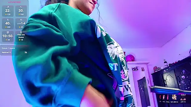 Kristin___ Adlı Modelin Canlı XXX Sohbeti