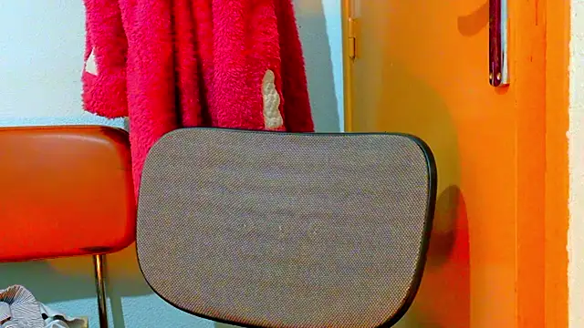 MojaditPussy's Live XXX Chat