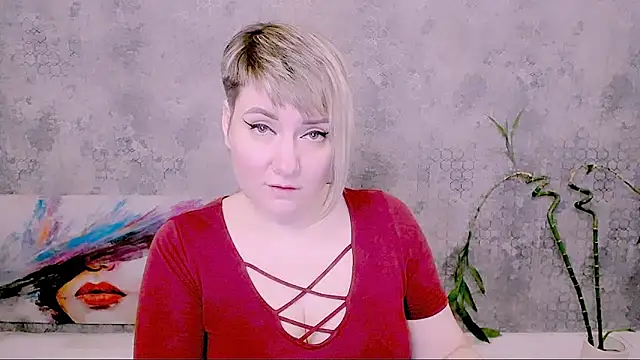 Djullia – Live XXX-chat