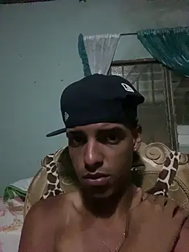 Aleexxx_2005 Pertunjukan Webcam