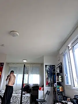 Mr_Graffitimile's Live XXX Chat