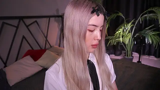 LindaThacker Chat XXX in diretta