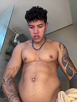 amenadiel_fire Adlı Modelin Web Kamerası Şovu