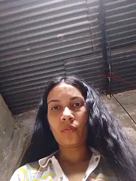 BiancaRoyale élő XXX-chatje