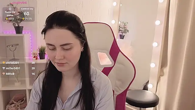 NoraLumi Chat XXX in diretta