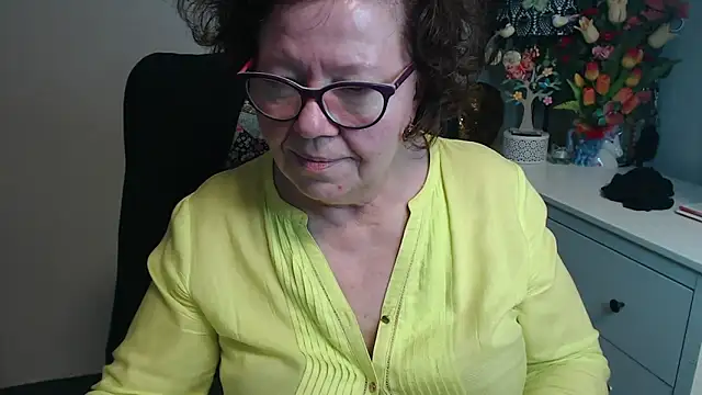 Adelewildx: απευθείας συνομιλία ΧΧΧ