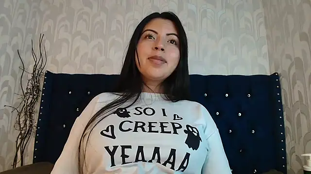 Chat XXX en directo de CarolineBrunx