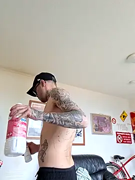 Mr_Graffitimile 即時 XXX 聊天