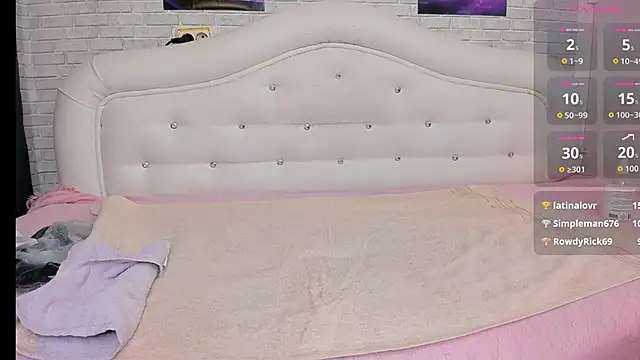 MilanaAmber20 élő XXX-chatje