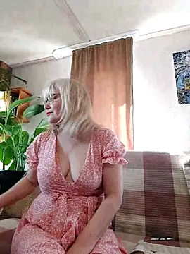 IrmaRose élő XXX-chatje