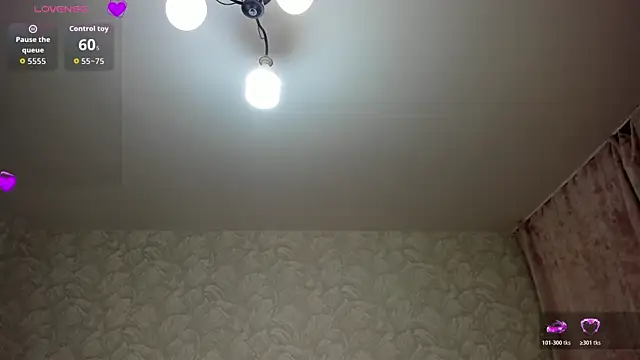 Chat XXX en directo de KattyPeachX