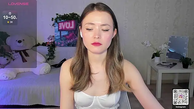 Akemila Obrolan Langsung XXX