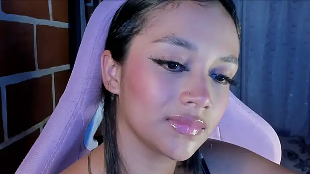 MelanyOconner's Live XXX Chat