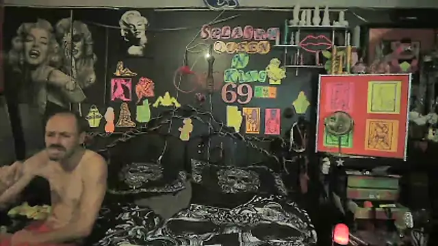 XXX chat uživo modela Splash_Queen420