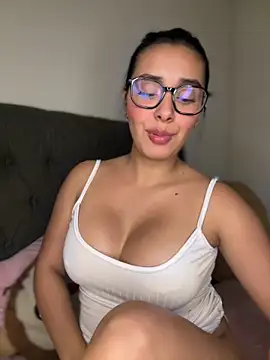 MiaSofia__ Chat XXX in diretta