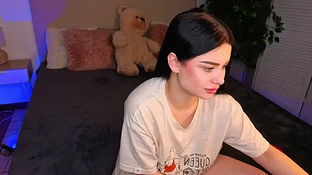 Silena_sky's Live XXX Chat