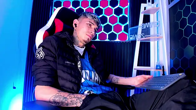 Max_Hader_'s Live XXX Chat