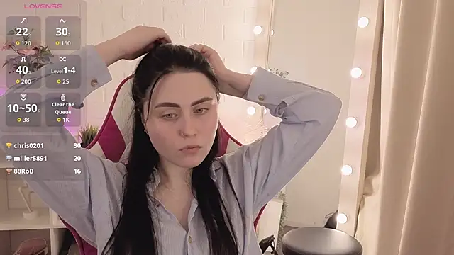 Chat +18 de NoraLumi ao vivo