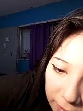 kitten_venuss Adlı Modelin Canlı XXX Sohbeti