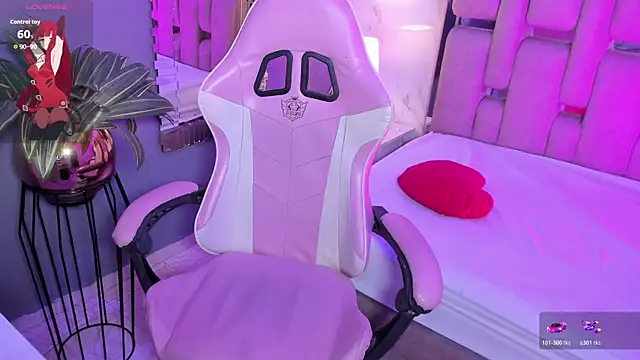 ZaraWilde Adlı Modelin Canlı XXX Sohbeti