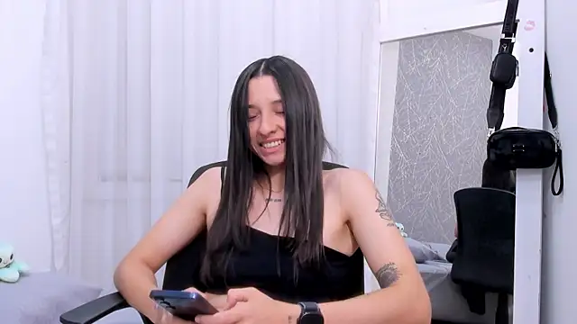 ViictoriiaSaenz's Live XXX Chat