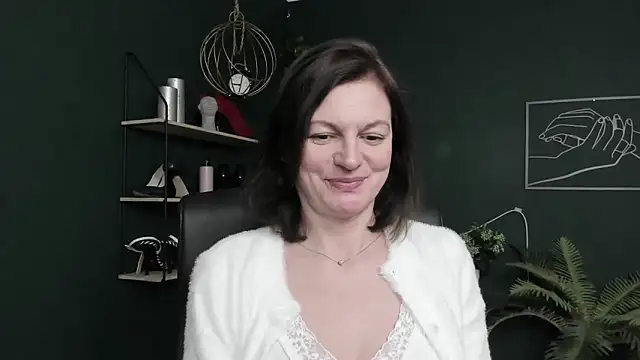 VivianWILD's Live XXX Chat