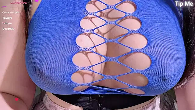 donghuangtaiyi---'s Live XXX Chat