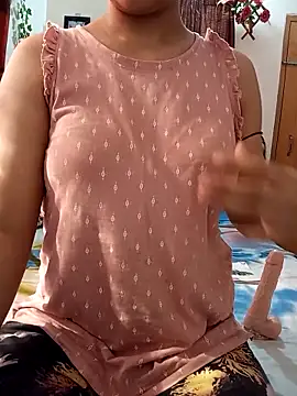 Tanha18 লাইভ XXX চ্যাট