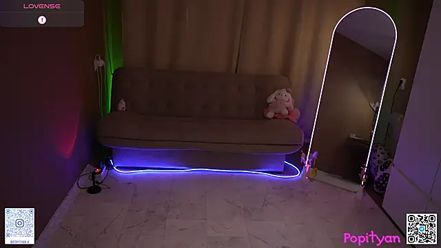 popityan1's Live XXX Chat