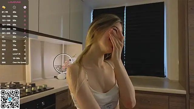 Quinavelle's Live XXX Chat