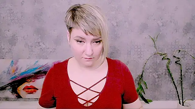 Djullia Live XXX-Chat