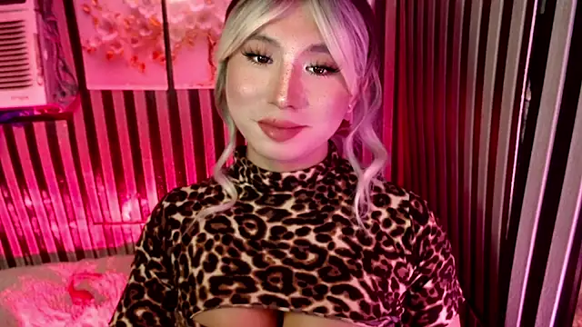 HoresCOCKLUCY 在線直播表演