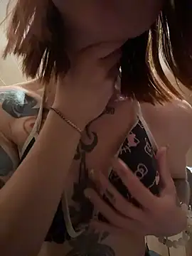 RosieSecret live XXX chat