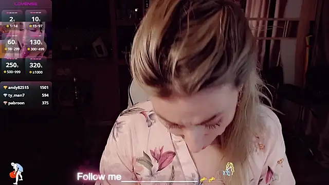 แชท XXX สดของ AnnieGOld_