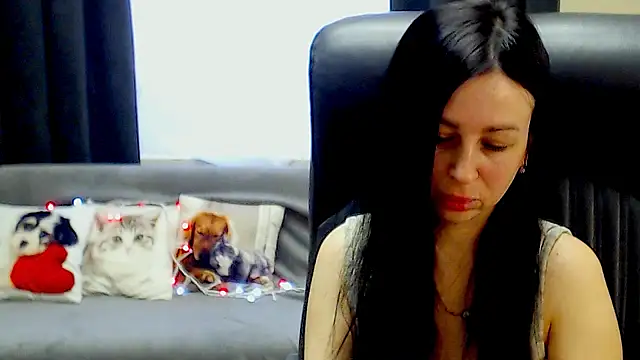 Chat XXX en directo de SweetLouise_