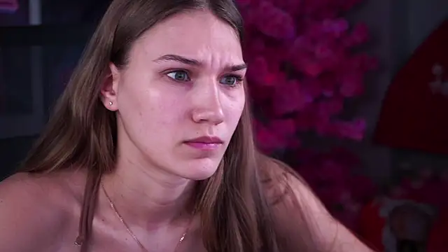 XXX chat uživo modela Sweet_Emilya