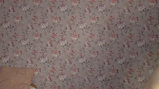 LolaRozzie's Live XXX Chat